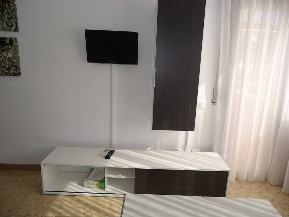 Apartamentos Antillas Fenals Lloret de Mar Dış mekan fotoğraf