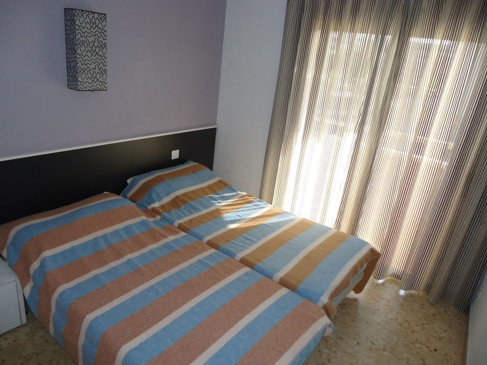 Apartamentos Antillas Fenals Lloret de Mar Dış mekan fotoğraf