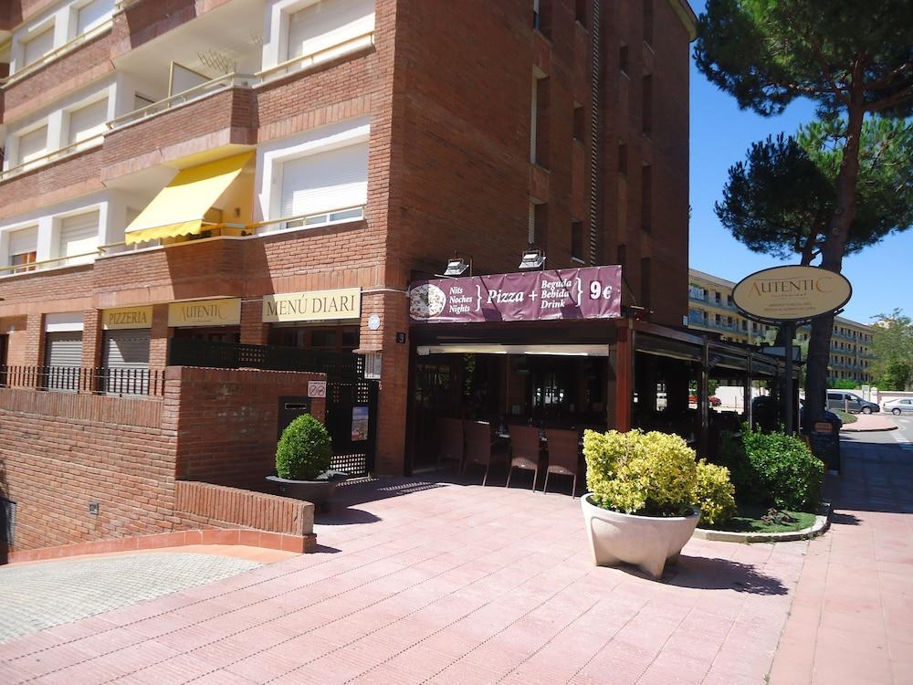 Apartamentos Antillas Fenals Lloret de Mar Dış mekan fotoğraf